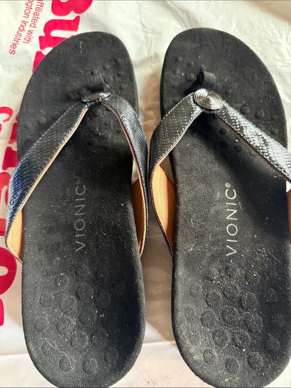 Vionic Black Metallic-Trim Thong Sandals